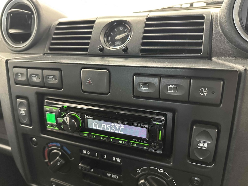 Land Rover Defender 110 TDCi XS - U1918