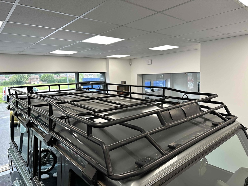 Land Rover Defender 110 TDCi XS - U1918