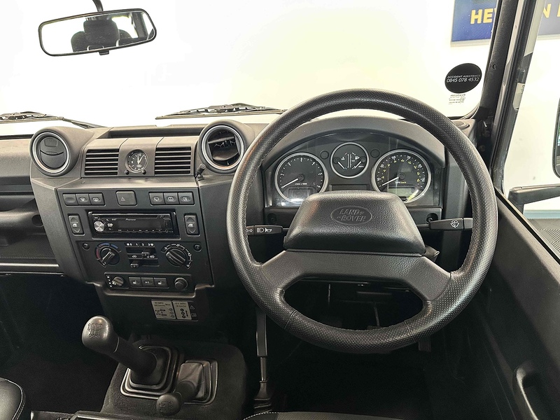 Land Rover Defender 110 TDCi XS - U1919