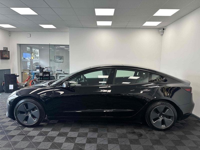 Tesla Model 3 Standard Range Plus - U1920