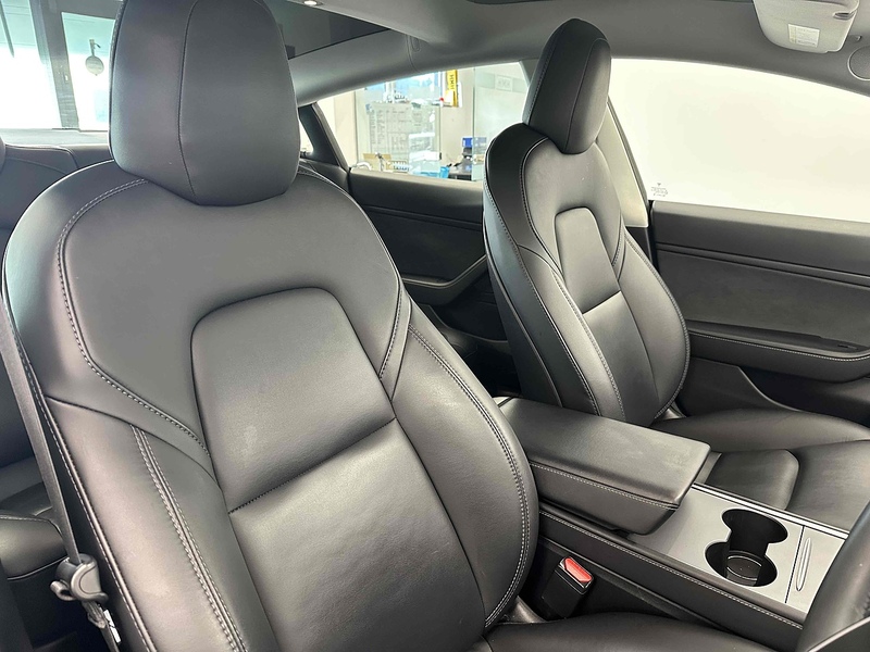 Tesla Model 3 Standard Range Plus - U1920