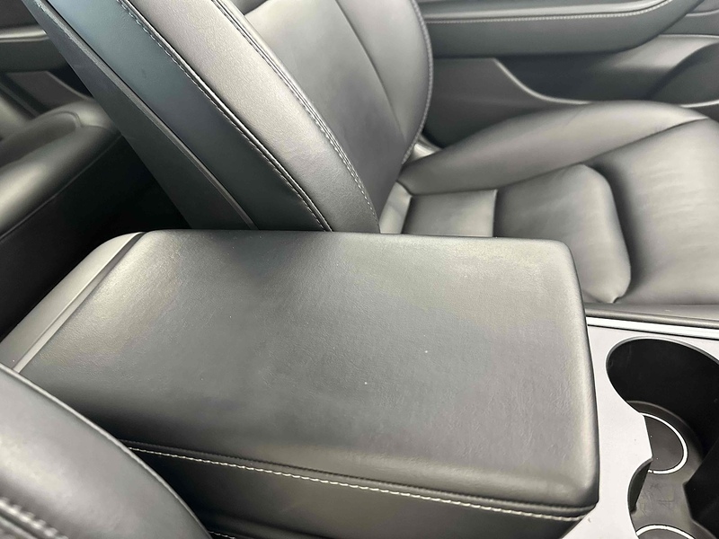 Tesla Model 3 Standard Range Plus - U1920