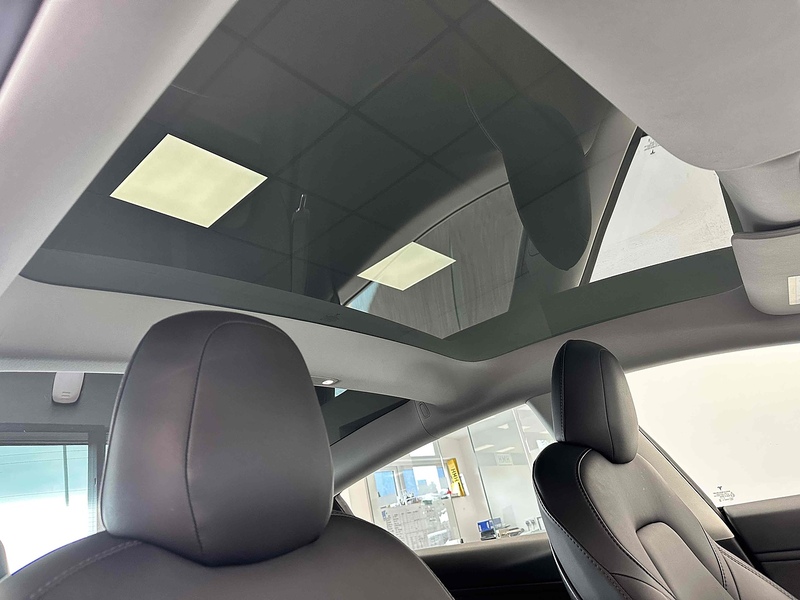 Tesla Model 3 Standard Range Plus - U1920