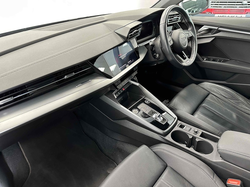 Audi A3 TFSI S line - U1923