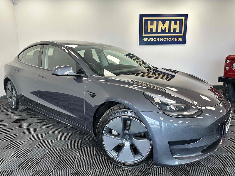 Tesla Model 3 Standard Range Plus - U1924