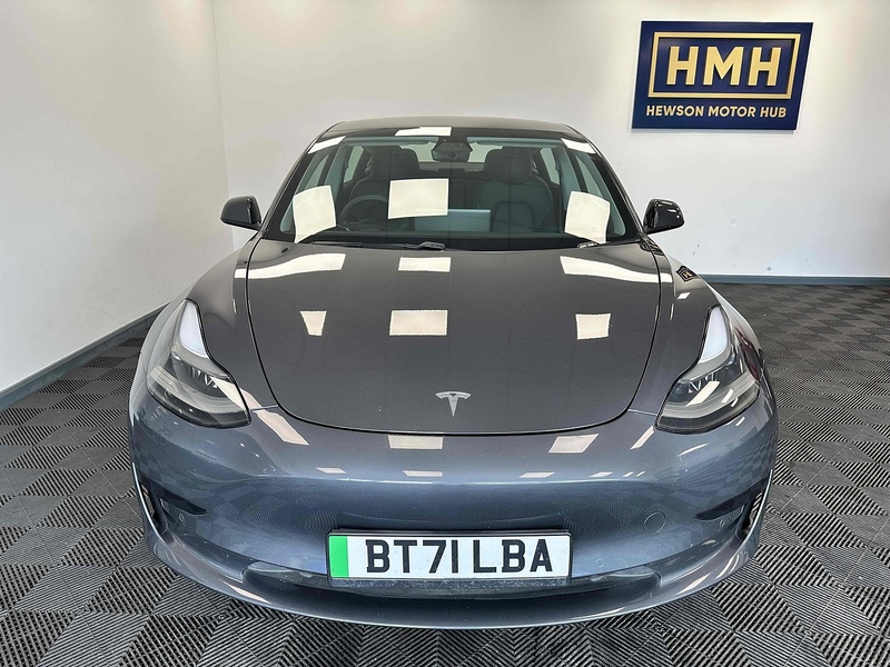 Tesla Model 3 Standard Range Plus - U1924
