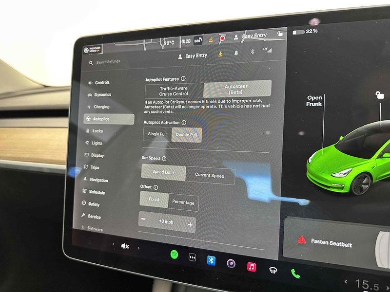 Tesla Model 3 Standard Range Plus - U1924