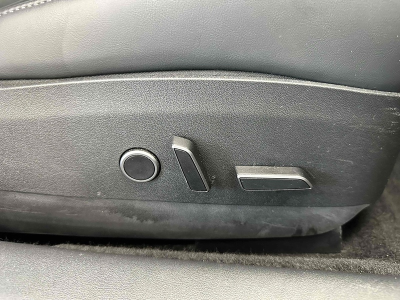 Tesla Model 3 Standard Range Plus - U1924