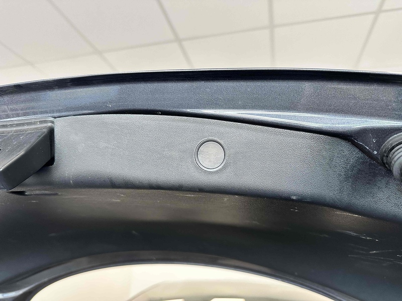 Tesla Model 3 Standard Range Plus - U1924