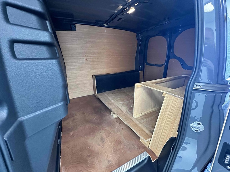 Volkswagen Caddy TSI C20 Commerce - U1926