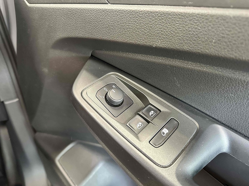 Volkswagen Caddy TSI C20 Commerce - U1926