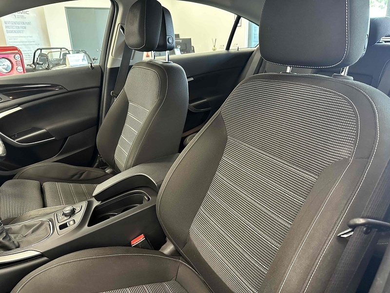 Vauxhall Insignia CDTi ecoFLEX SRi Nav - U1933