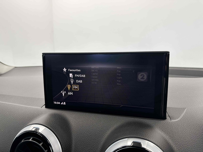 Audi Q2 TFSI CoD Sport - U1935