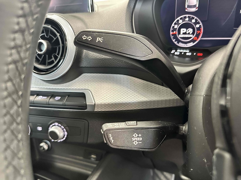 Audi Q2 TFSI CoD Sport - U1935