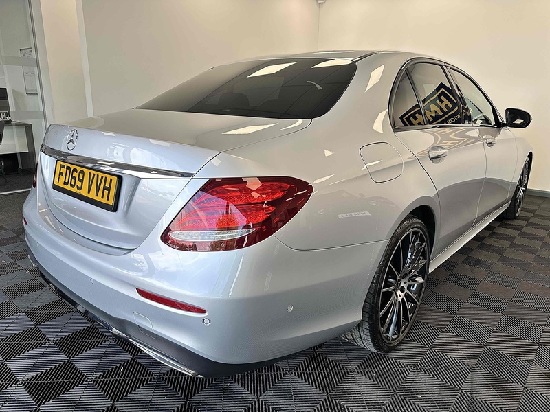 Mercedes-Benz E Class E220d AMG Line Night Edition - U1941