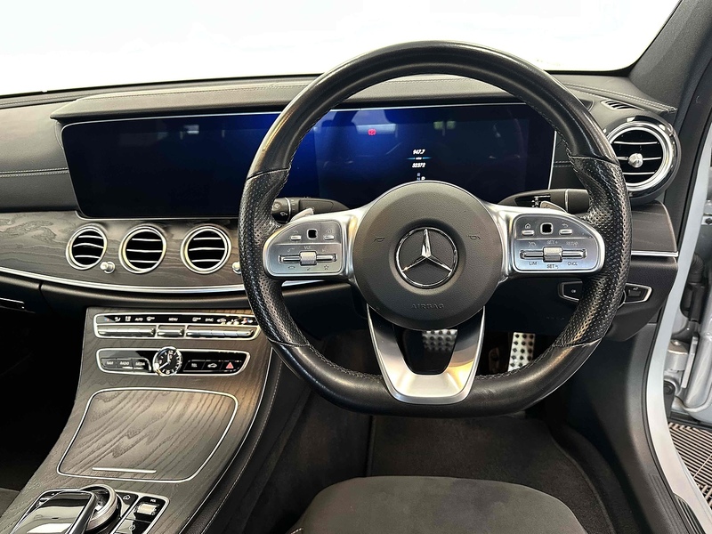 Mercedes-Benz E Class E220d AMG Line Night Edition - U1941