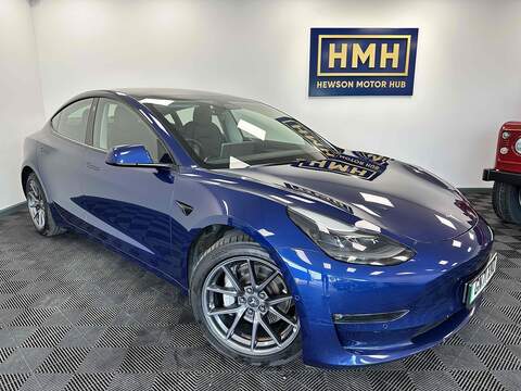 Tesla Model 3 3.0 E350d V6 AMG Line Saloon 4dr Diesel G-Tronic+ Euro 6 (s/s) (258 ps)