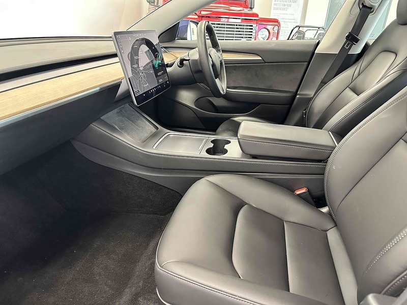 Tesla Model 3 Long Range - U1942