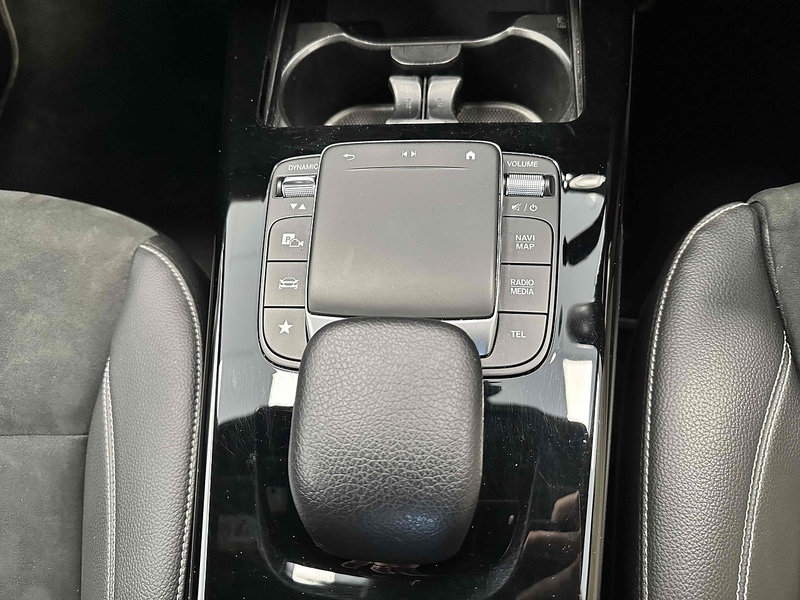 Mercedes-Benz A Class A250e AMG Line Edition - U1943