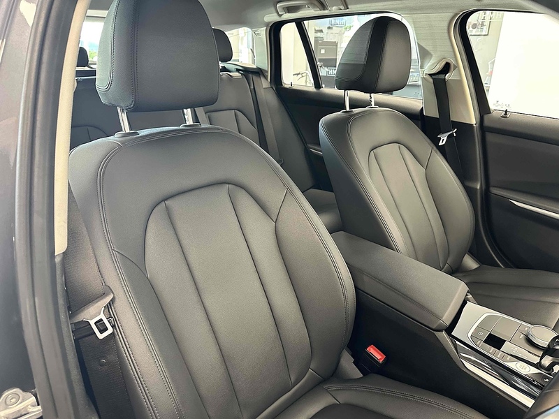 BMW 3 Series 318d MHT SE - U1945