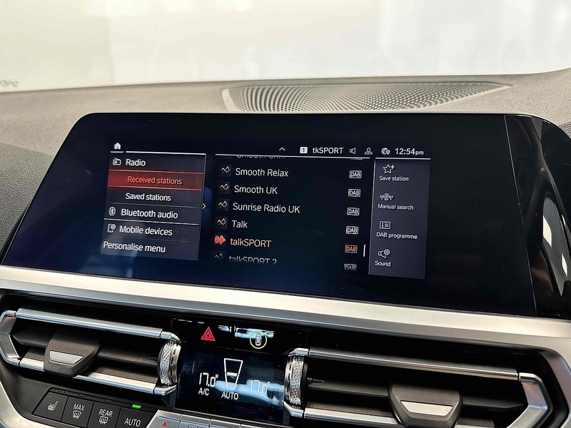 BMW 3 Series 318d MHT SE - U1945