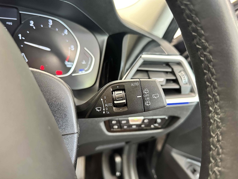 BMW 3 Series 318d MHT SE - U1945