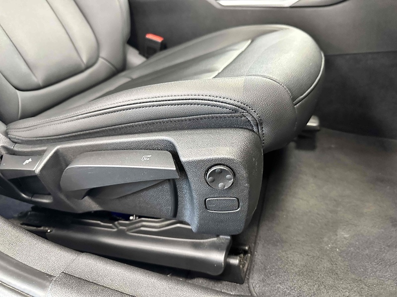 BMW 3 Series 318d MHT SE - U1945