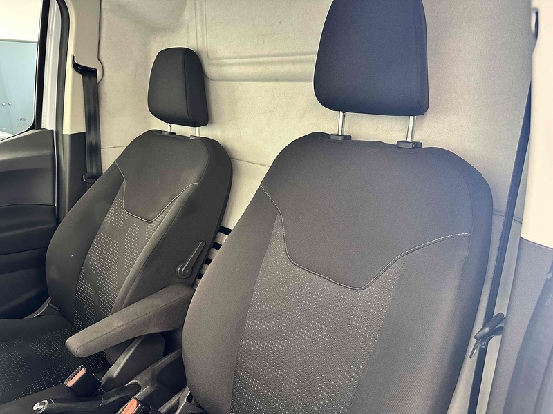 Ford Transit Courier EcoBoost Limited - U1960