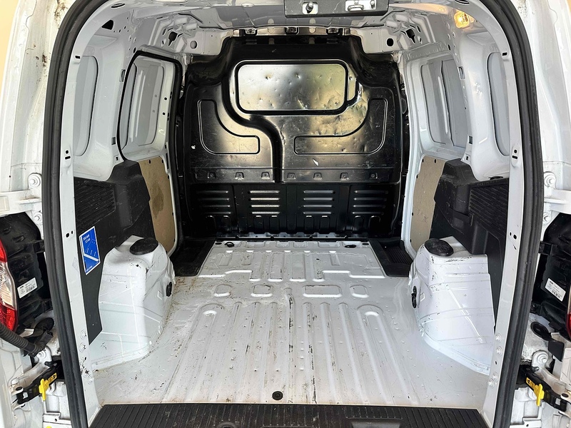 Ford Transit Courier EcoBoost Limited - U1960