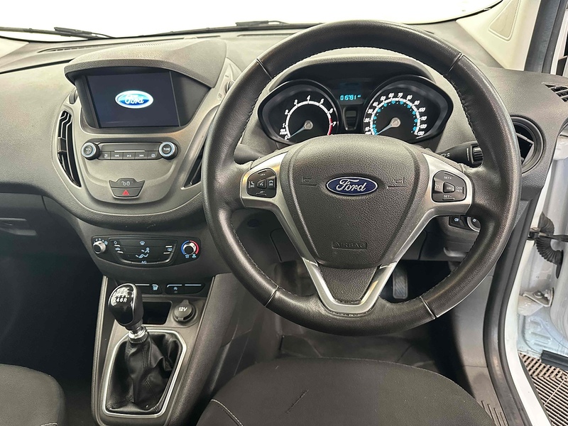 Ford Transit Courier EcoBoost Limited - U1960