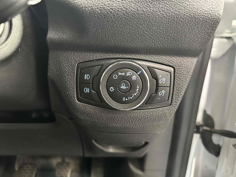 Ford Transit Courier EcoBoost Limited - U1960