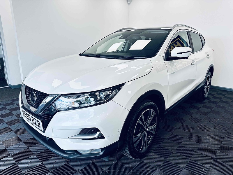 Nissan Qashqai DIG-T N-Connecta - U1968