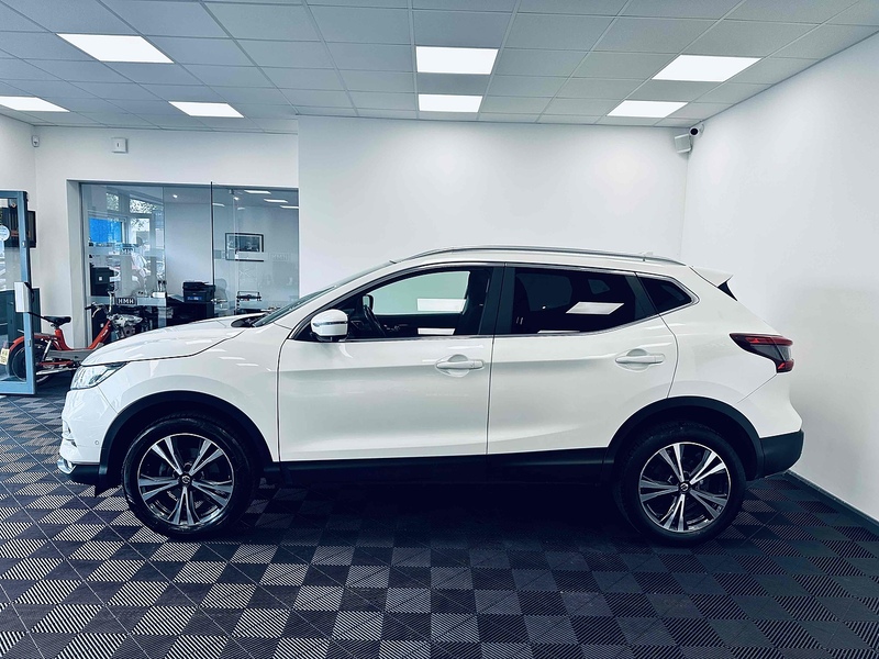 Nissan Qashqai DIG-T N-Connecta - U1968