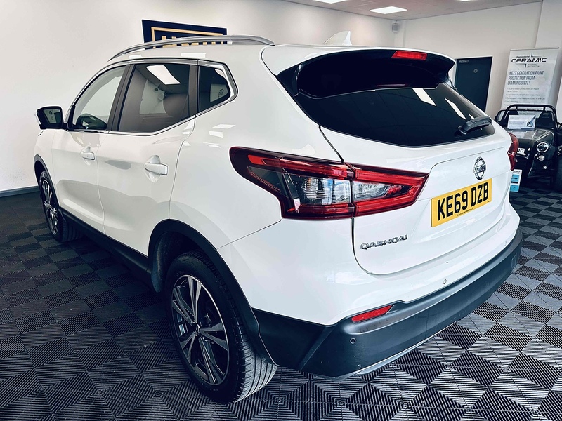 Nissan Qashqai DIG-T N-Connecta - U1968