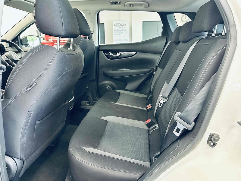 Nissan Qashqai DIG-T N-Connecta - U1968