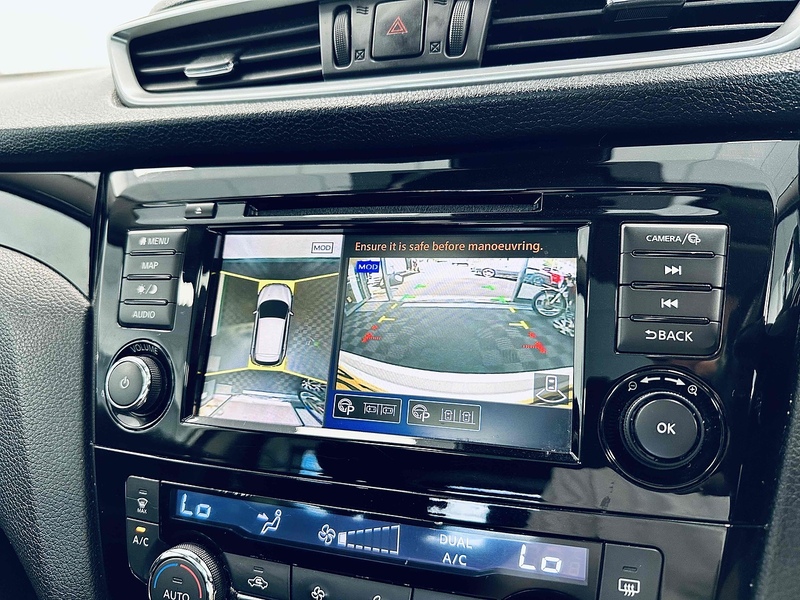 Nissan Qashqai DIG-T N-Connecta - U1968