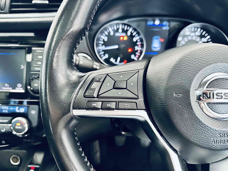 Nissan Qashqai DIG-T N-Connecta - U1968