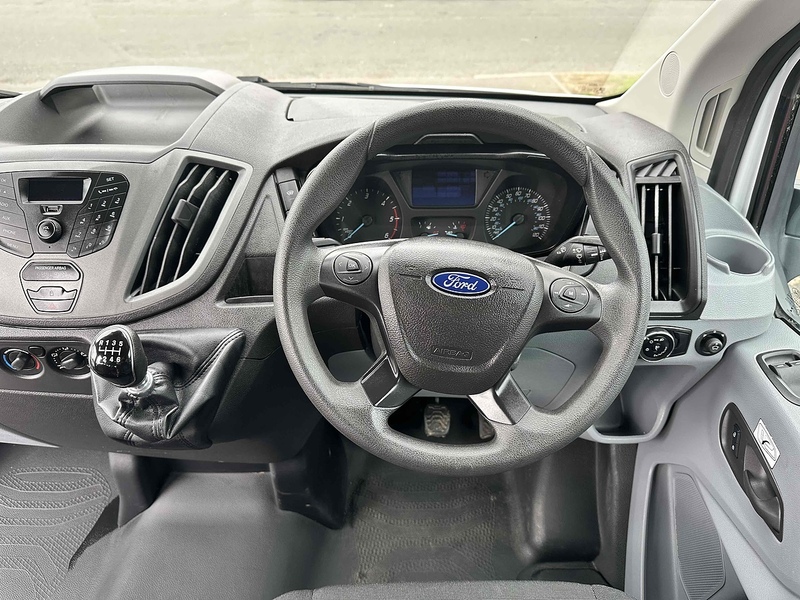 Ford Transit TDCi 460 - U1970