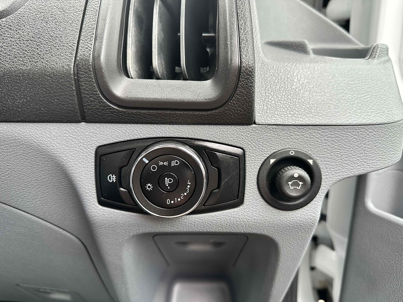 Ford Transit TDCi 460 - U1970