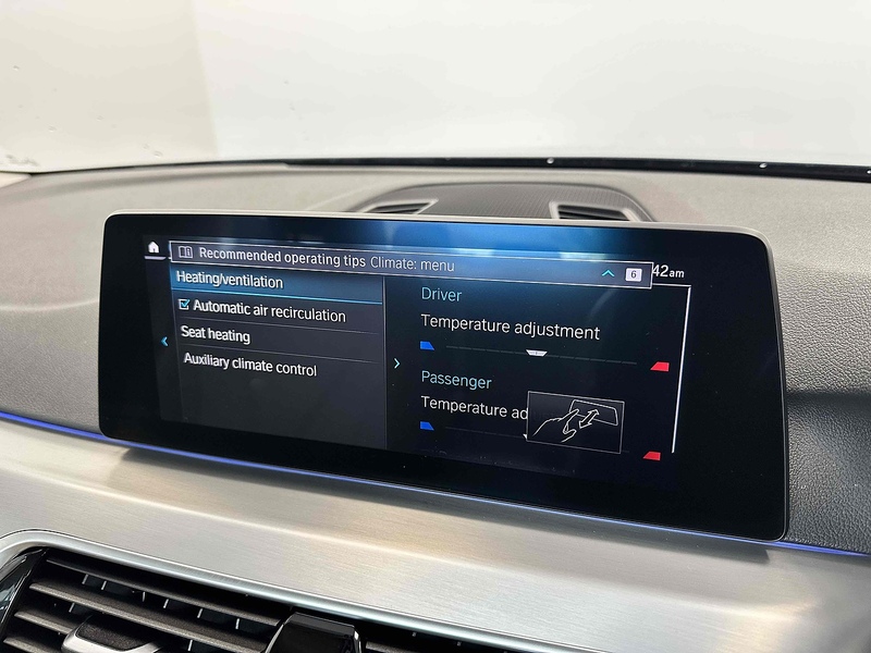 BMW 5 Series 530e SE - U1975