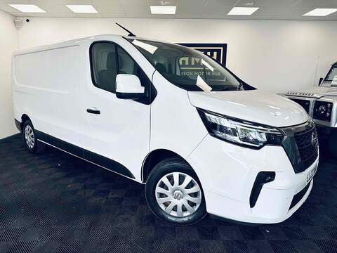 Nissan Primastar Pro 77kWh Commerce Panel Van 5dr Electric Auto (204 ps)