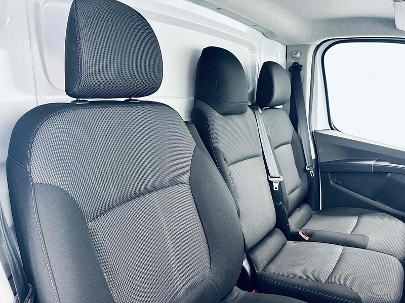 Nissan Primastar dCi 30 Acenta - U1992