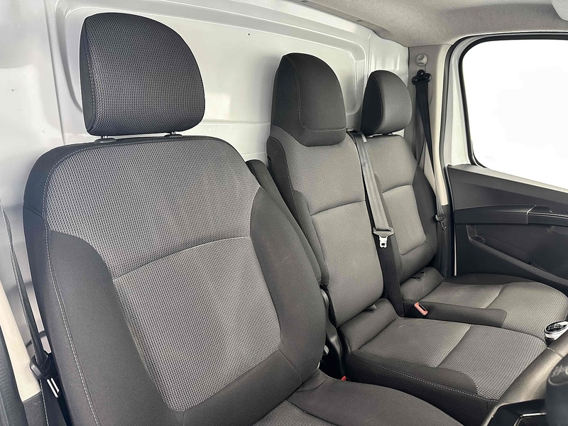 Nissan Primastar dCi 30 Acenta - U1994