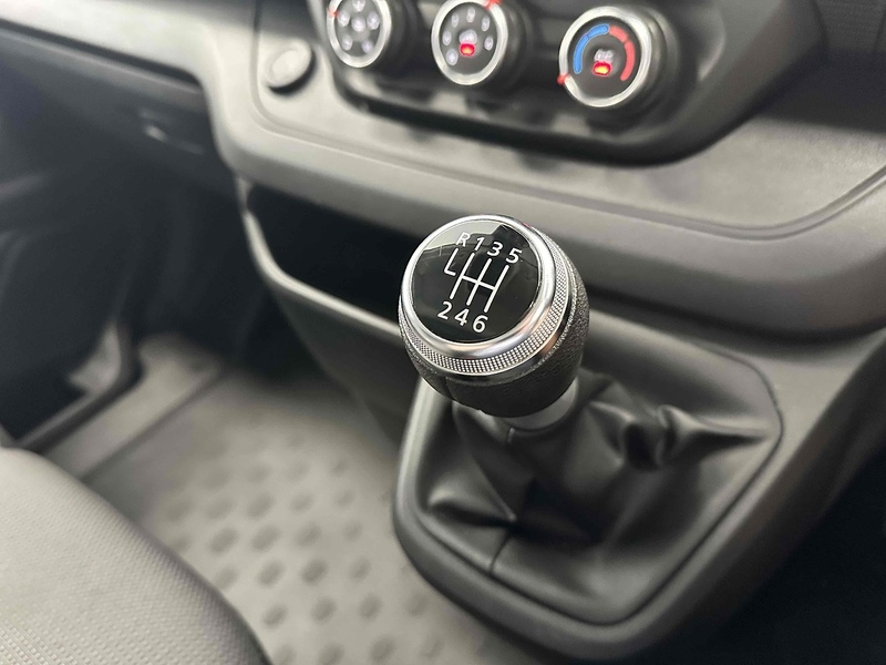 Renault Trafic dCi Blue SL28 Business+ - U2004