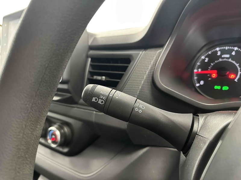 Renault Trafic dCi Blue SL28 Business+ - U2004