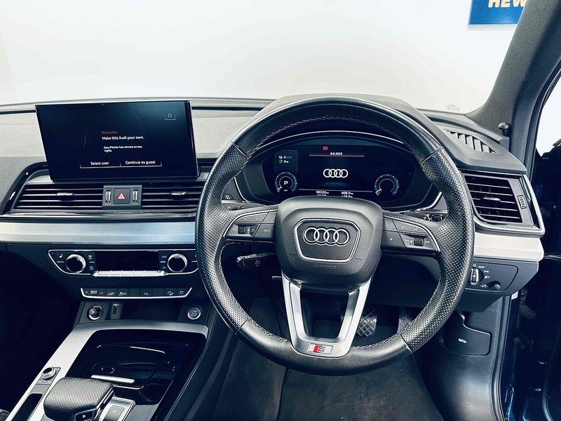 Audi Q5 TFSIe S line - U2011