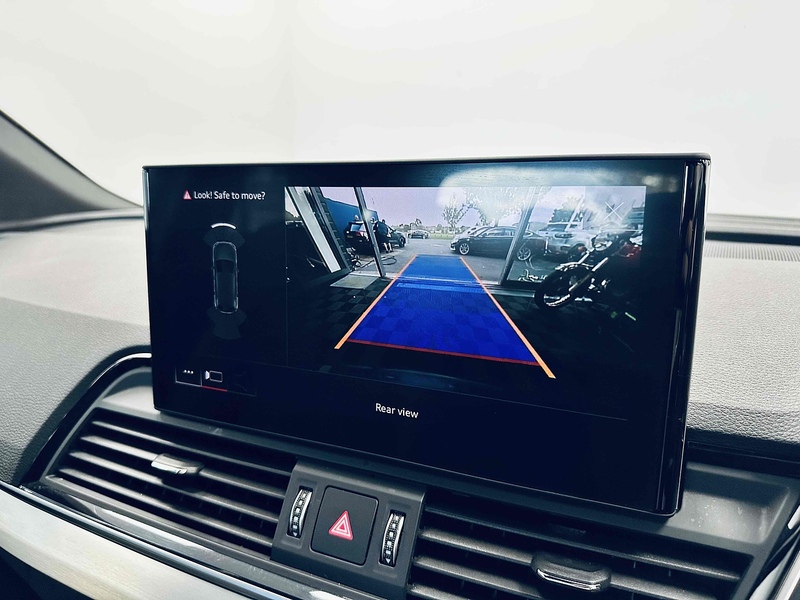 Audi Q5 TFSIe S line - U2011