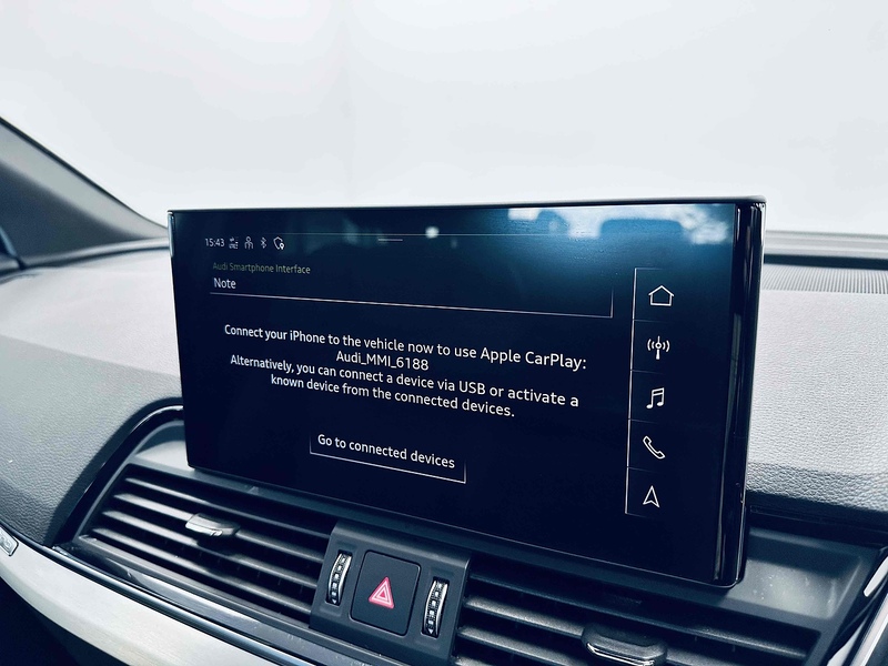 Audi Q5 TFSIe S line - U2011