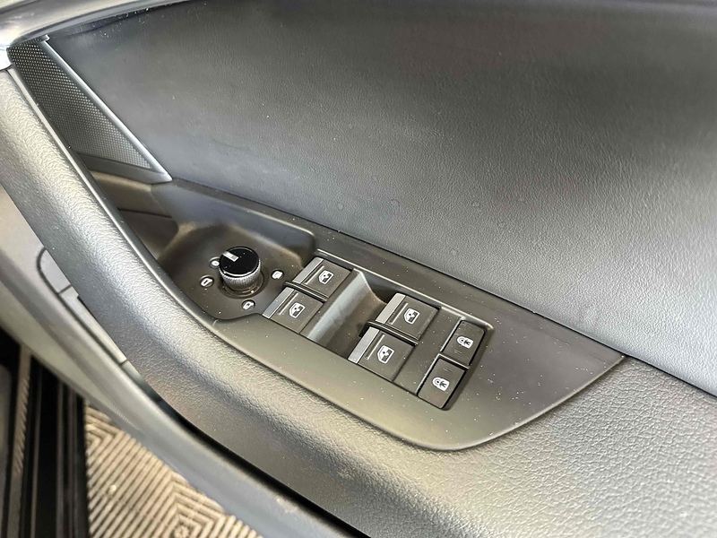 Audi A6 Saloon TFSI S line - U2016