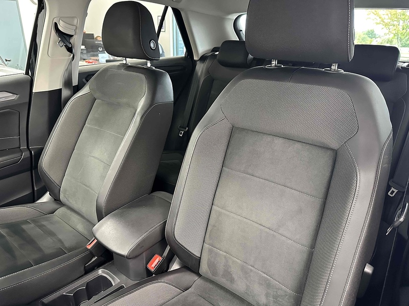 Volkswagen T-Roc TSI Style - U2024